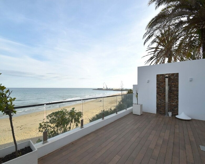 Villa Gaud� Vilanova House