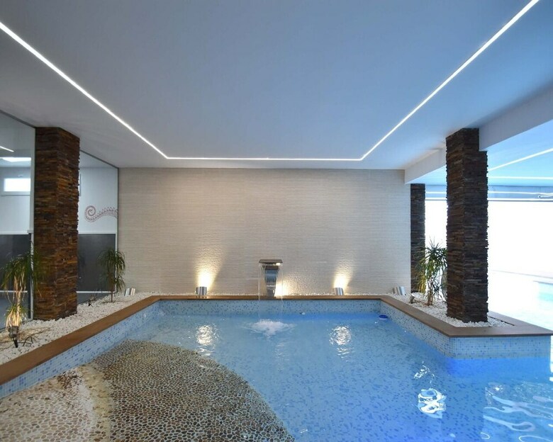 Villa Gaud� Vilanova House