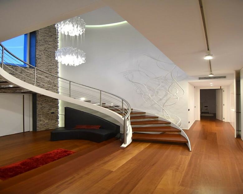 Villa Gaud� Vilanova House