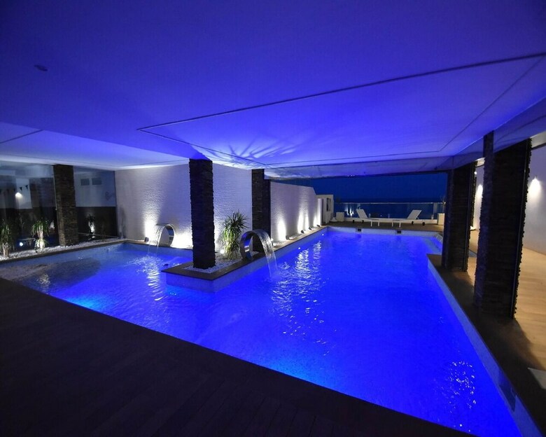 Villa Gaud� Vilanova House