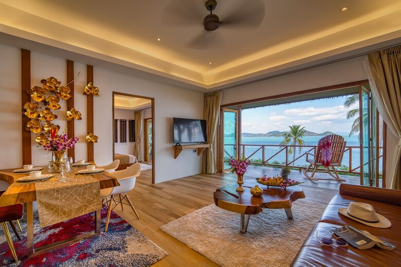 Hotel Coconut Grove Villas