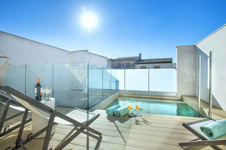 Villa Miquel
