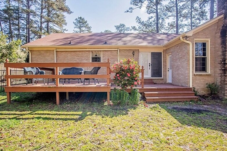 Enjoy The Centrally Located Mcfadyen Guest House