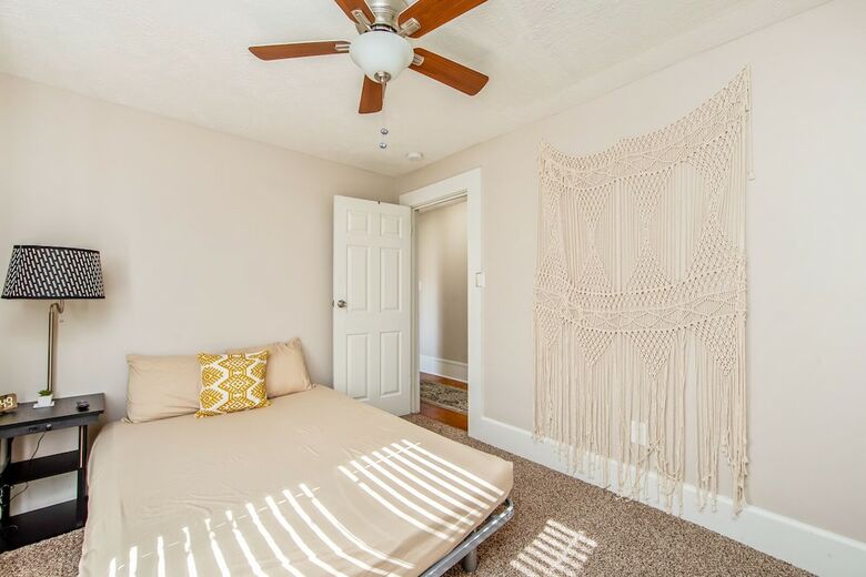 The Broadfoot Bungalow