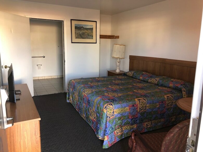 Motel First State Inn
