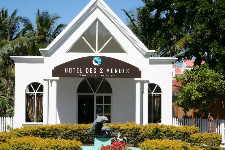 Hotel H�tel Des 2 Mondes