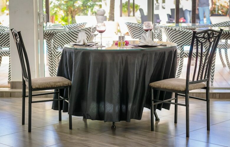Hotel H�tel Des 2 Mondes