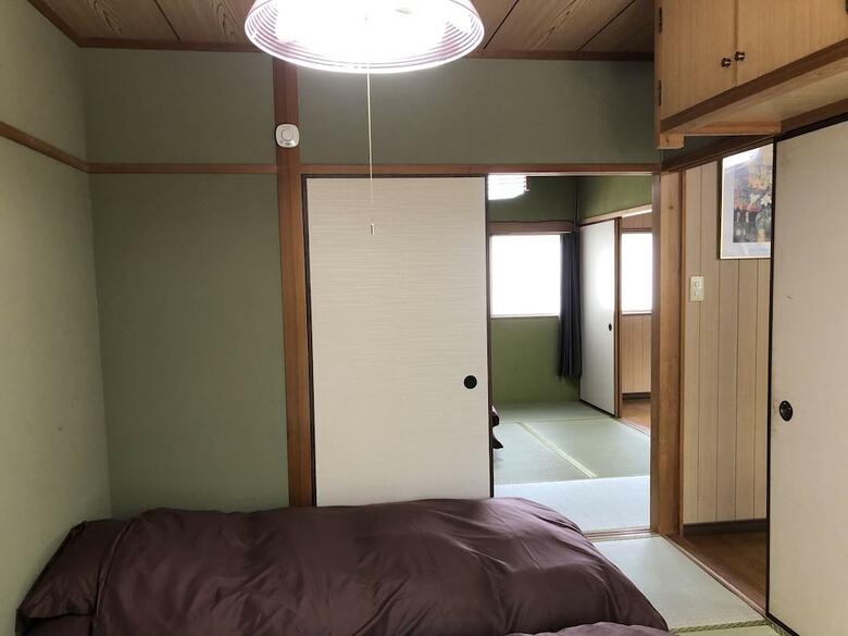 Guest House Shine Bright