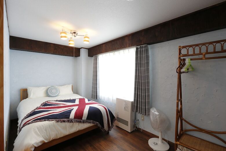 Apartamentos Frontier 24 - Premium Suite 402