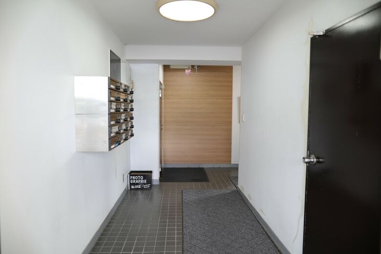 Apartamentos Frontier 24 - Premium Suite 402