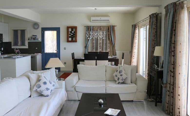 Grand Bleu Apartments