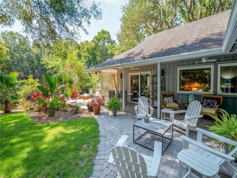 Mooring Buoy 187, 4 Bedrooms, Deck, Lagoon, Sleeps 10