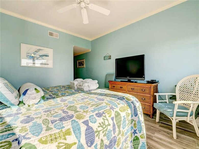 Villa Captains Walk 418, 3 Bedrooms, Beach Front, Pool, Sleeps 8