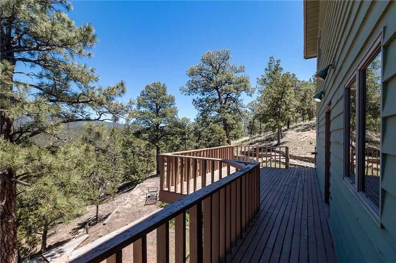 Summit Sanctuary, 3 Bedrooms, Sleeps 8, Mountain Views