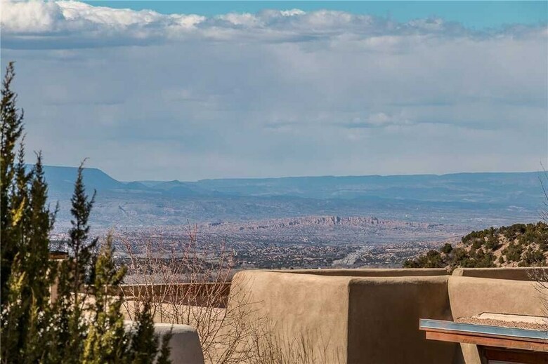 Bishop's Villa K, 3 Bedrooms, Pool Access, Fireplace, Wifi, Sleeps 6