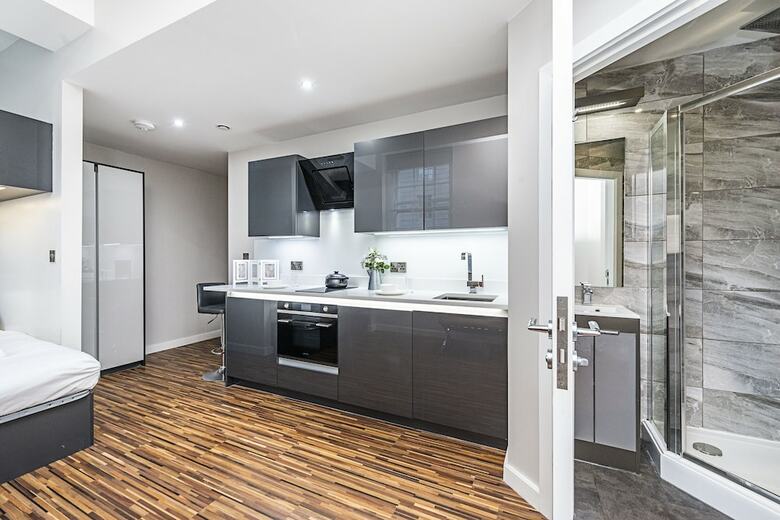 Manchester Studios And Apartments