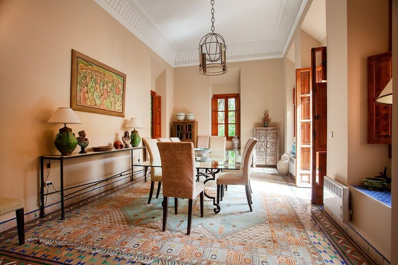 Villa Avirona