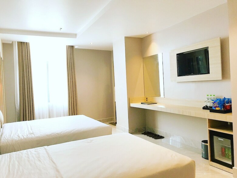 Holiday 2 Hotel