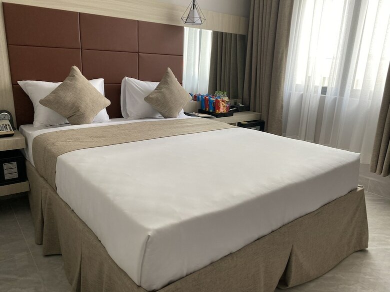 Holiday 2 Hotel
