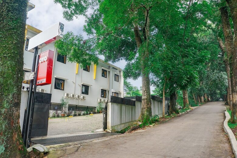 Hotel Oyo 2778 Alvin Residence