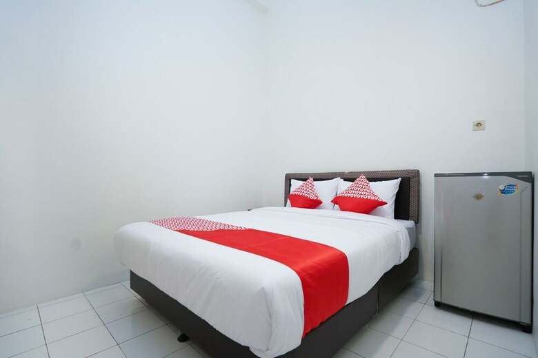 Hotel Oyo 1624 Panjang Jiwo Residence
