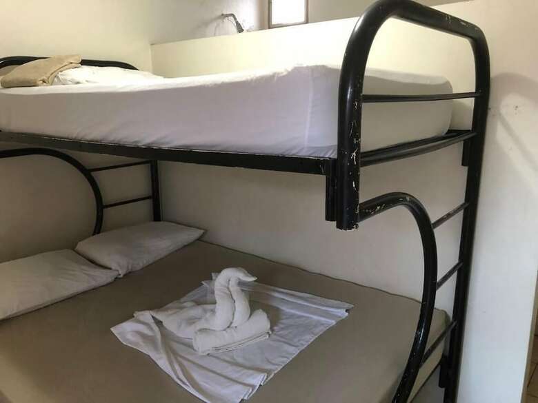 Hostal The Landing Hotel