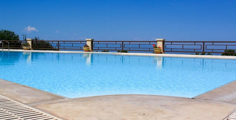Villa Phaedra With Pool And View