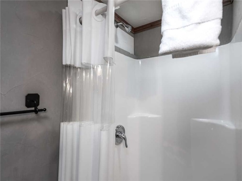 Cabana Crescent Moon, Studio, Fireplace, Jetted Tub, Midtown, Sleeps 2