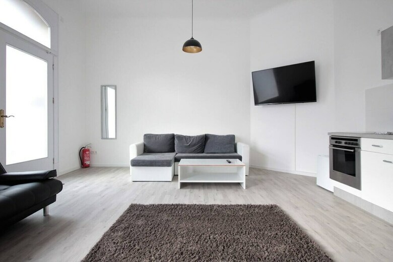 Hotel Ger�umiger Altbau F�r Gro�e Gruppen
