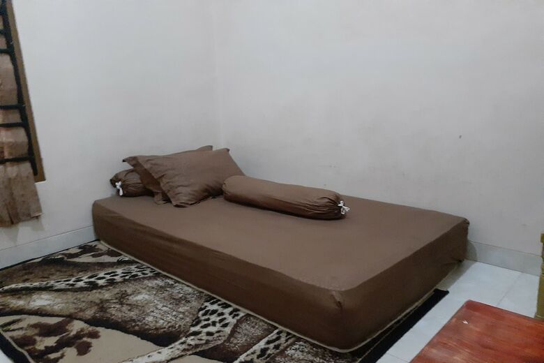 Hotel Spot On 2846 Kost Faza
