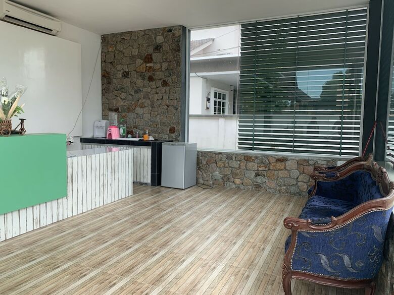 Hotel Oyo 90005 Dc Villa Guest House