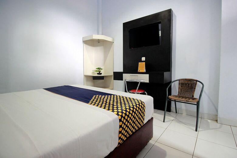 Hostal Spot On 2842 Hotel Rindu
