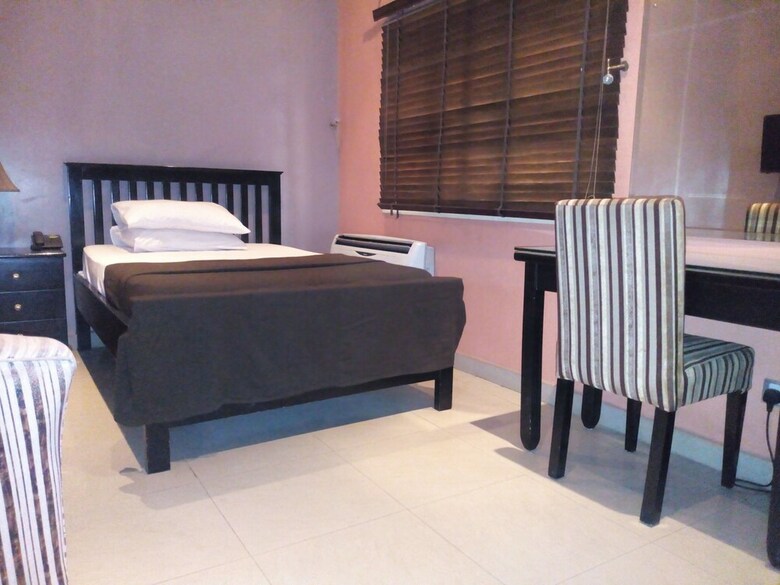 Hotel Allure Suites