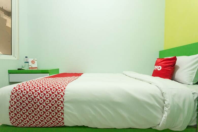 Hotel Oyo 1763 Dinda Residence
