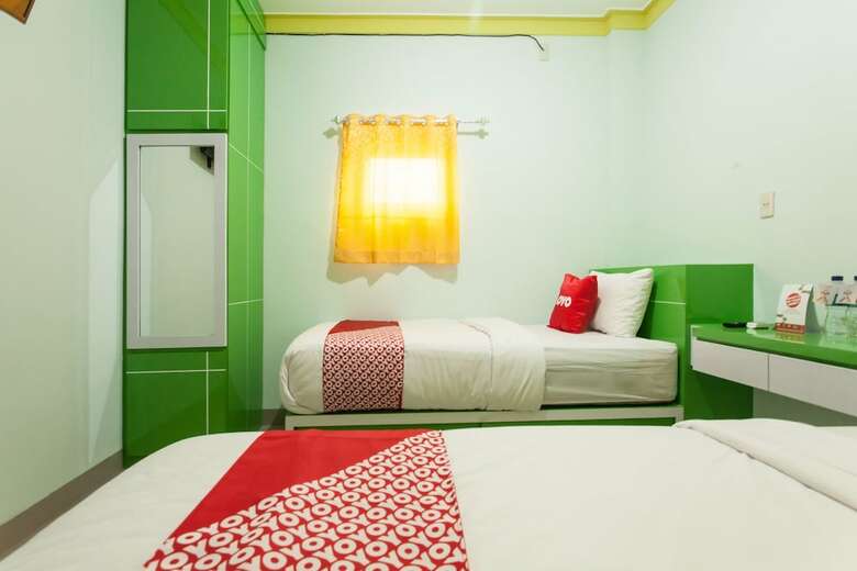 Hotel Oyo 1763 Dinda Residence