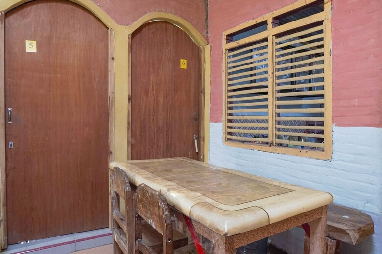 Hostal Spot On 1762 Gandrung Payungan Family