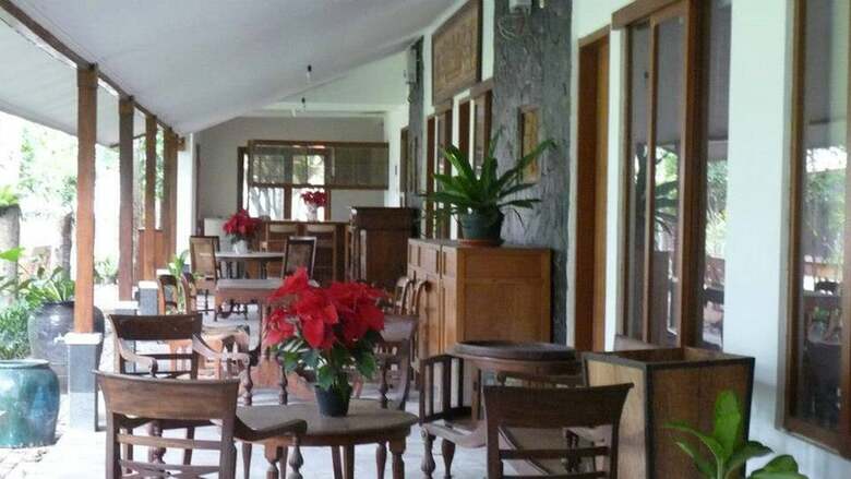 Bed & Breakfast Ronia Mountain Villa Lembang