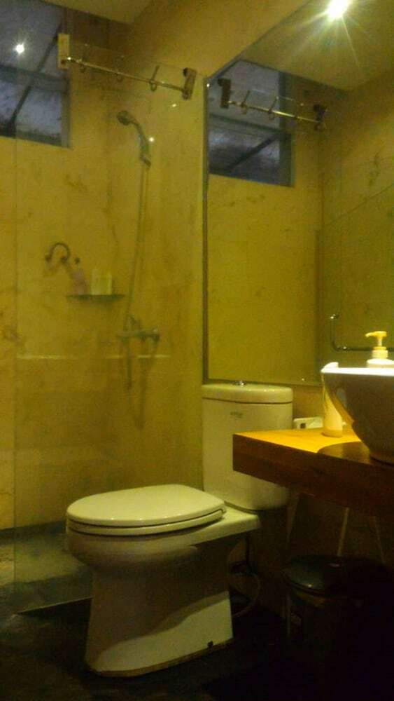 Bed & Breakfast Ronia Mountain Villa Lembang
