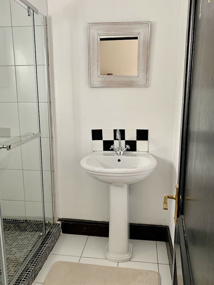 Hotel Sandton Shandon House