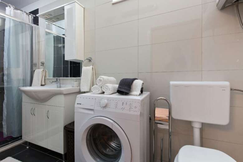 Tihi Val Apartments