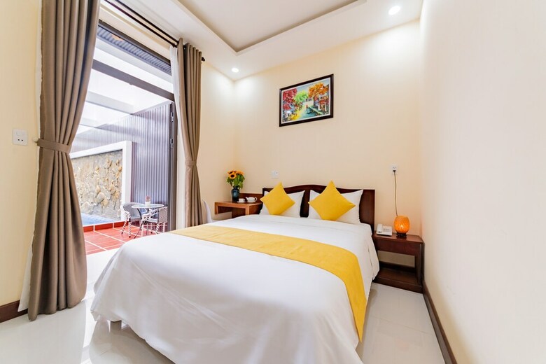 Green Hill Hotel