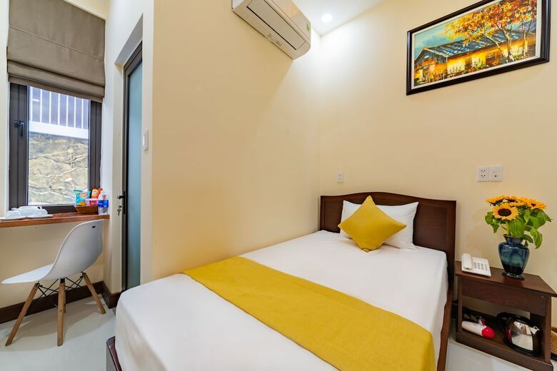 Green Hill Hotel