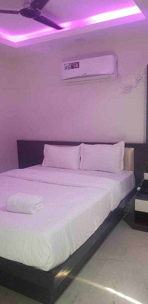 Hotel Echo Palace