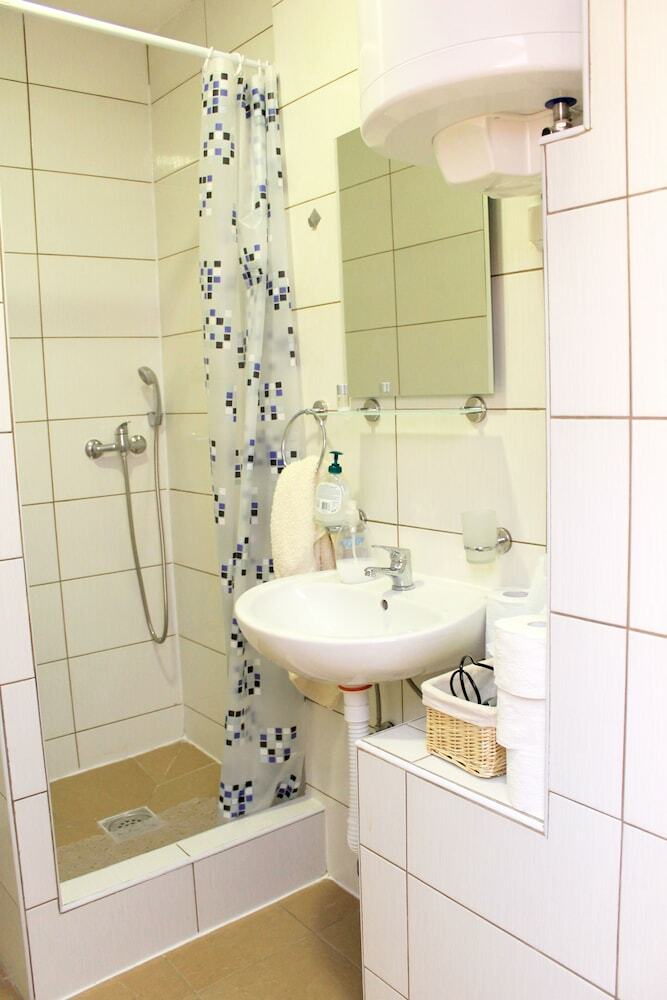 Hostal Hostel A&a