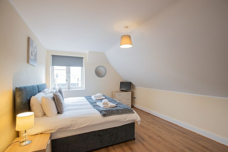 Apartamento 2-bedroom Penthouse, Clockhouse, Hoddesdon