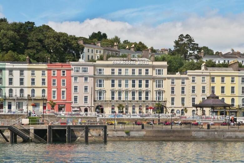 Hotel Commodore
