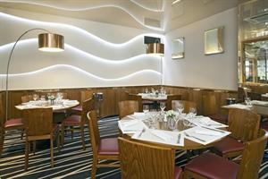 Hotel Quality Inn Nanterre(.)
