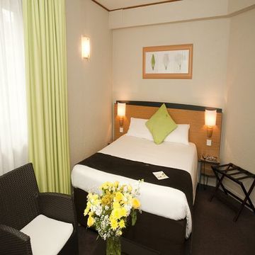 Hotel Campanile Gare Du Nord