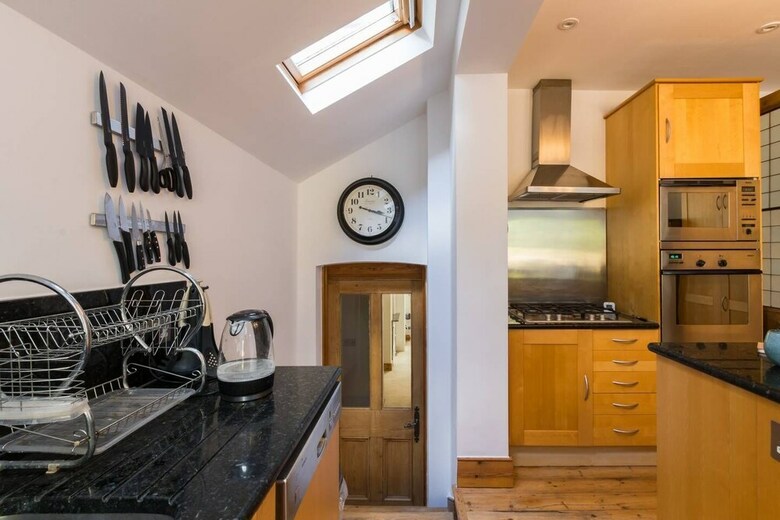 Villa Fabulous 4-bed House In Fulham With Garden!