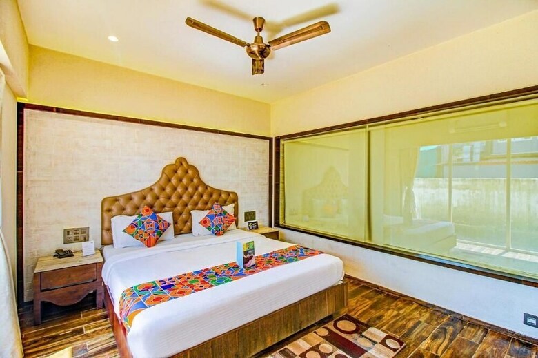 Supreme Grande By Hotel Sai Village